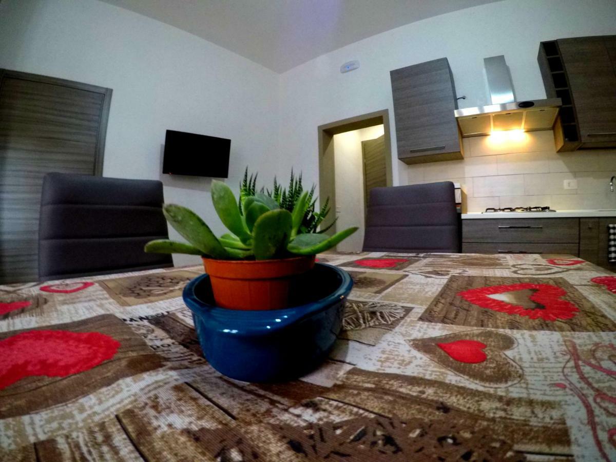 פוצאלו Welcome Home Apt. 2 מראה חיצוני תמונה